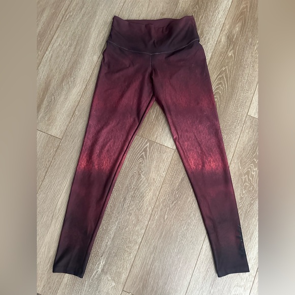 Venor Hunt Women’s Leggings Pheasant Tail Design - Picture 1 of 4